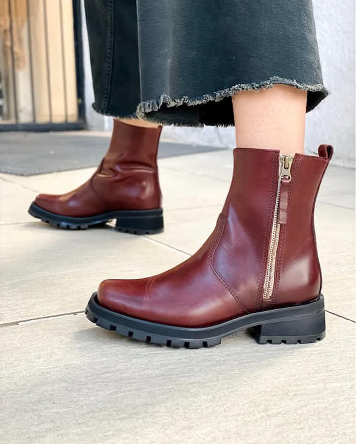 CICI BLACK Botas & Texanas